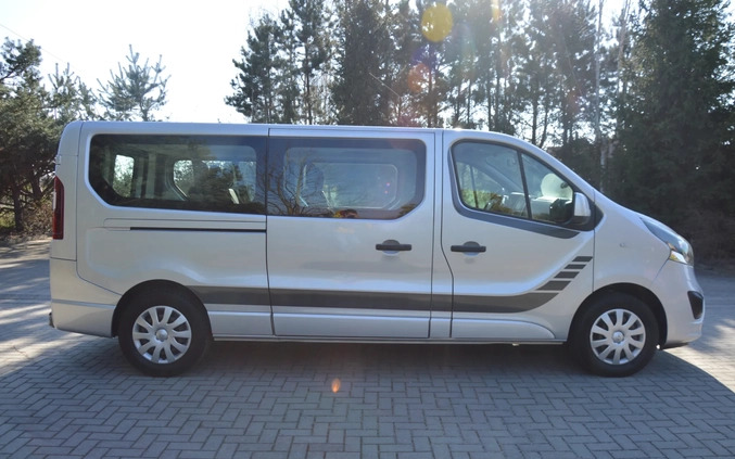 Opel Vivaro cena 67900 przebieg: 213000, rok produkcji 2015 z Legnica małe 254